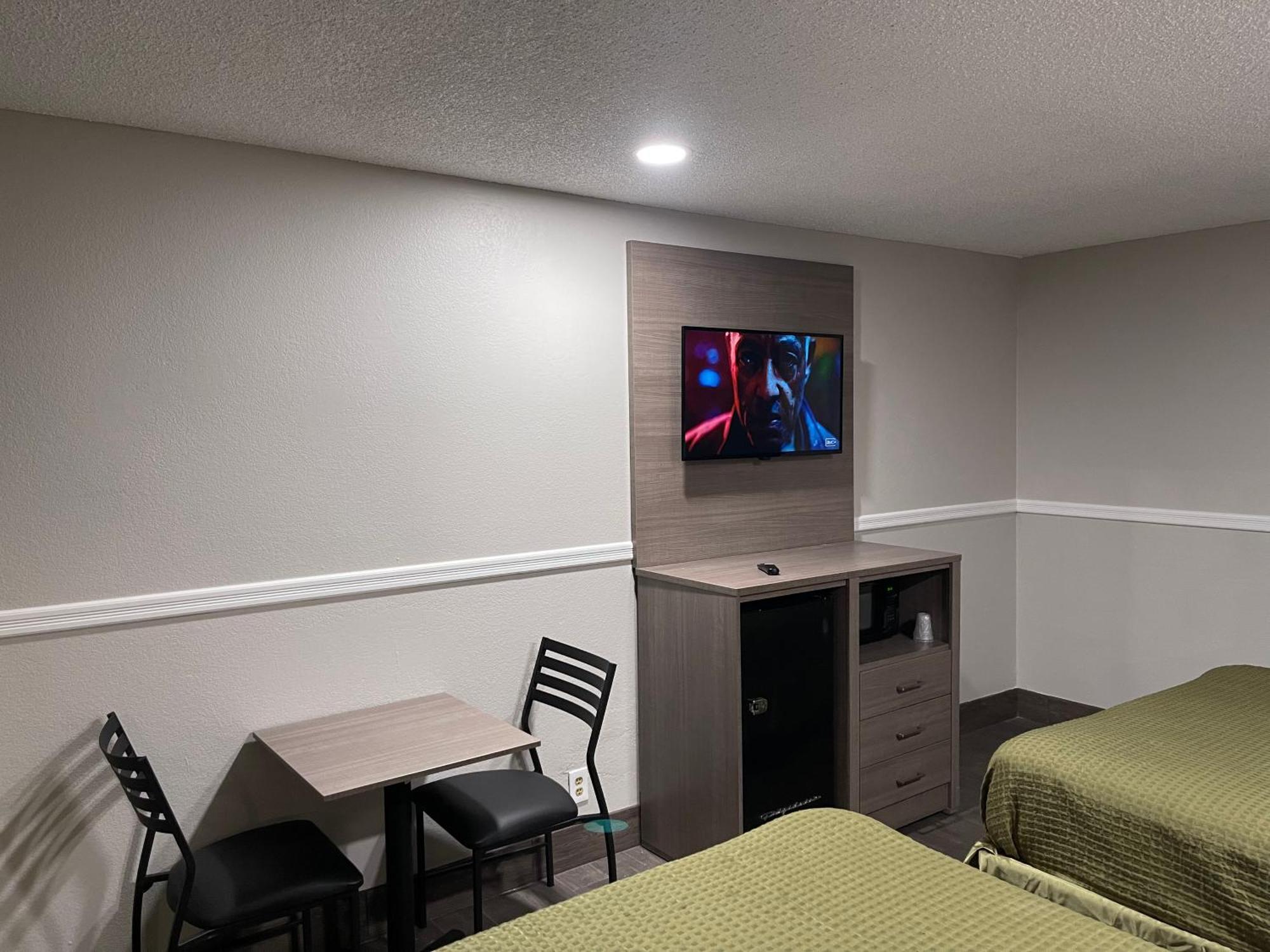 Simplestay Suites - Downtown サン・バーナディーノ エクステリア 写真