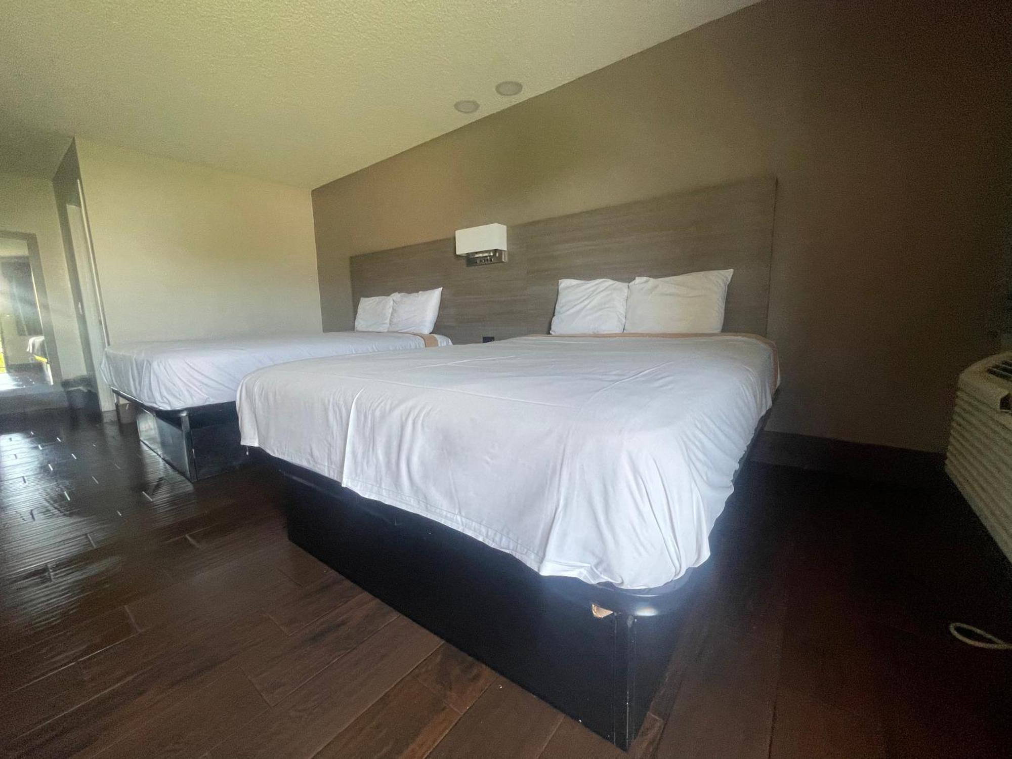 Simplestay Suites - Downtown サン・バーナディーノ エクステリア 写真
